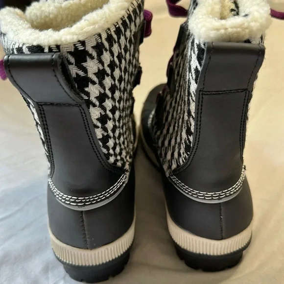 KHOMBU Telluride Houndstooth Thermolite Snow Boot size 6 NEW - Picture 5 of 7
